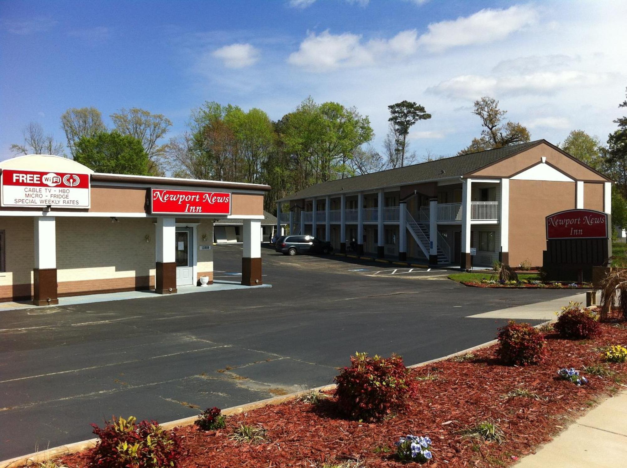 Newport News Inn Bagian luar foto